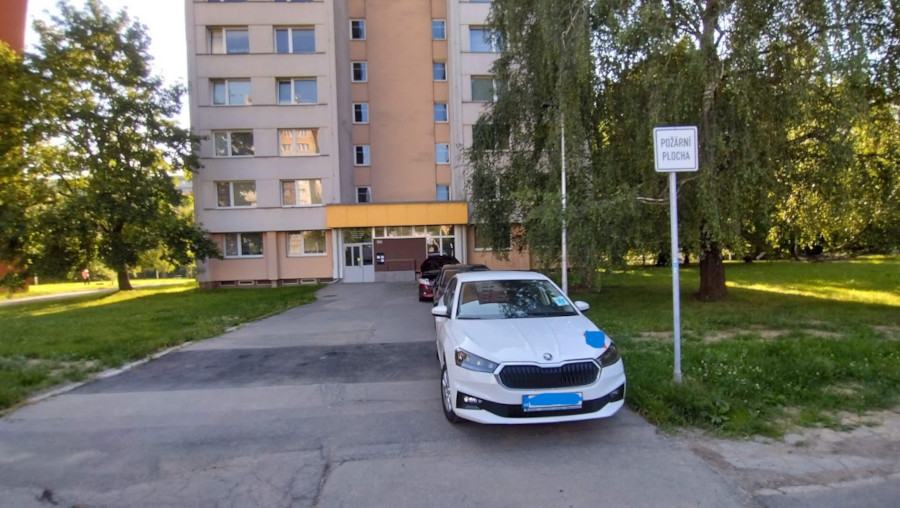 Požární plocha - blokování požární plochy je nepřípustné.