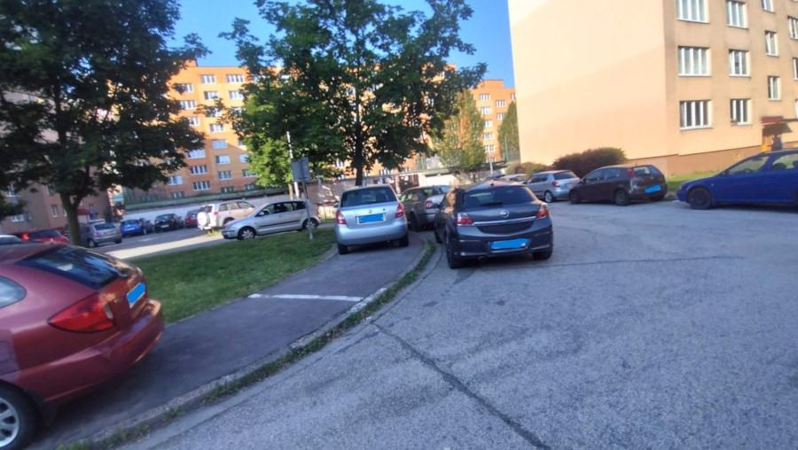 Nechceme parkovací chaos, ale řád a bezpečí.