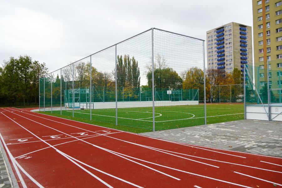 Nový sportovní areál na ZŠ Generála Píky.
